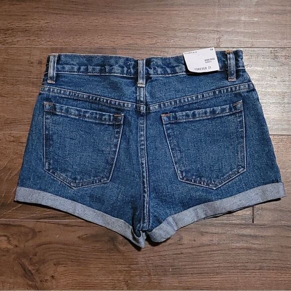 NWT … FOREVER 21 “Size: 24” High Rise Shorts - Picture 7 of 11